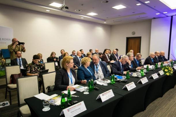 Obrady Konwentu Marszałków Województw RP w Arłamowie - fot. Urząd Marszałkowski Województwa Podkarpackiego. Obrady Konwentu Marszałków Województw RP w Arłamowie - fot. Urząd Marszałkowski Województwa Podkarpackiego.