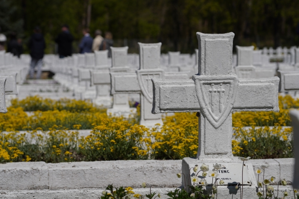 Cmentarz Wojenny w Starych Łysogorkach