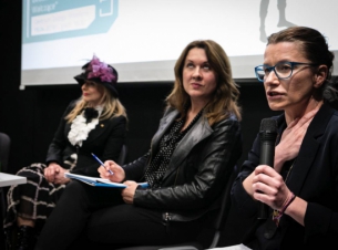 Debata „Polki Nieustająco Walczące – w Stulecie Praw Wyborczych Kobiet”  to część obchodów Roku Kobiet, cyklu wydarzeń organizowanych przez Marszałka Województwa Zachodniopomorskiego. 